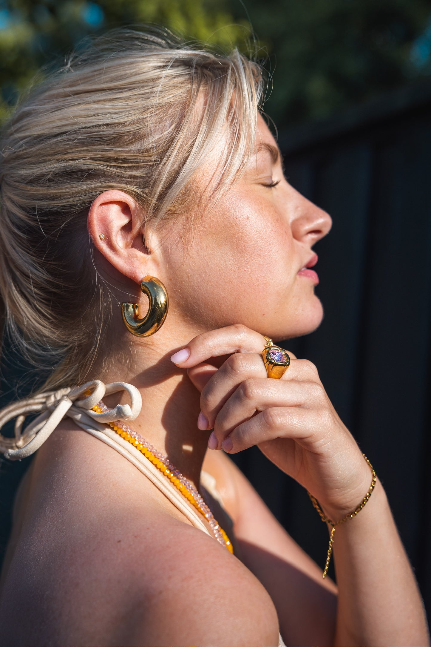Elle Hoops