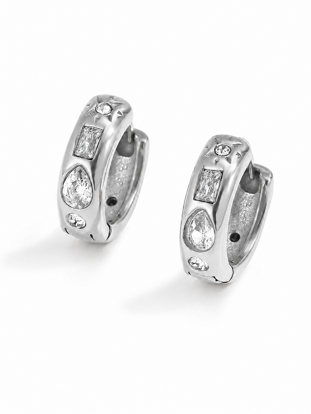 Oriana hoops