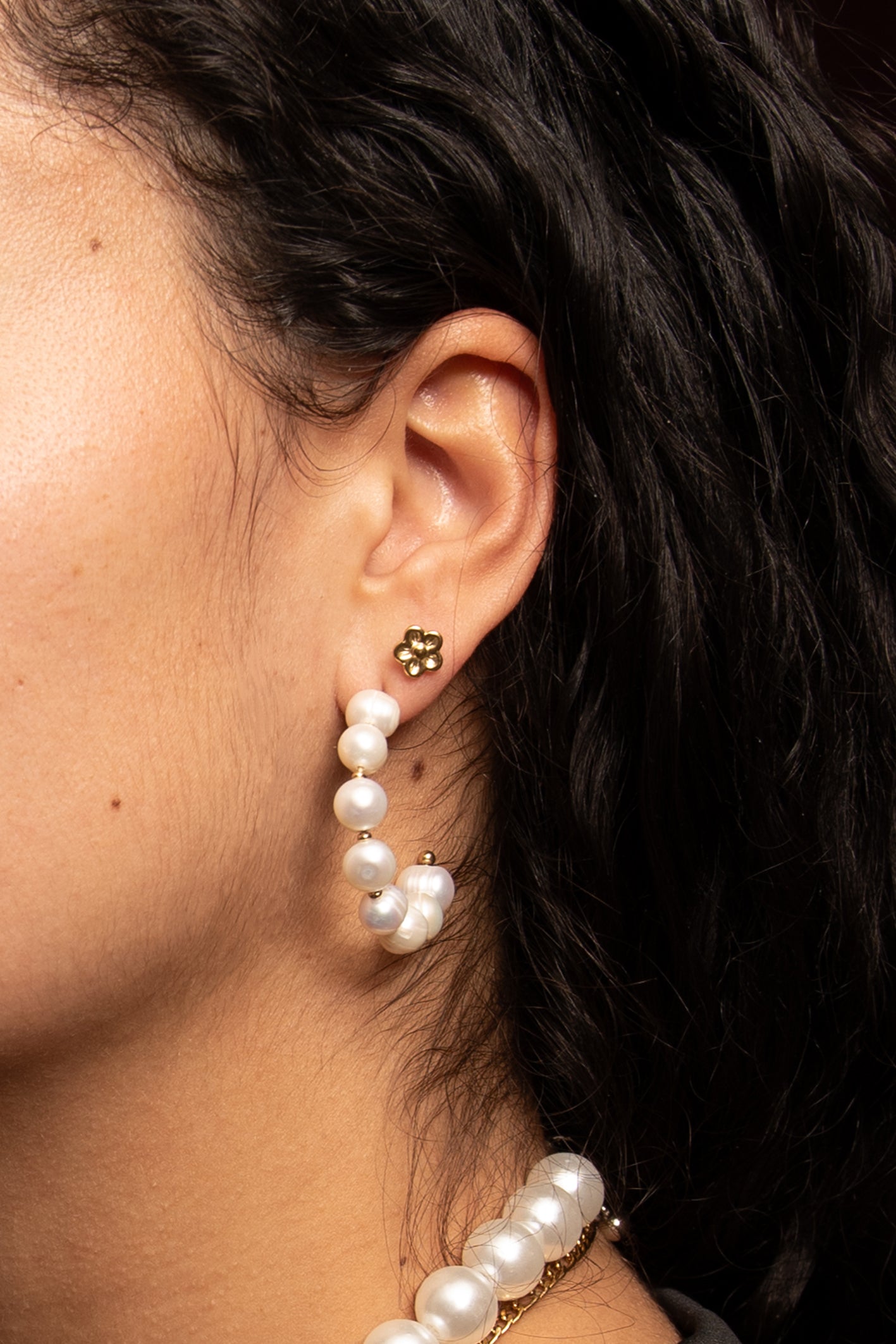 Pearl Pearl Pearl Hoops