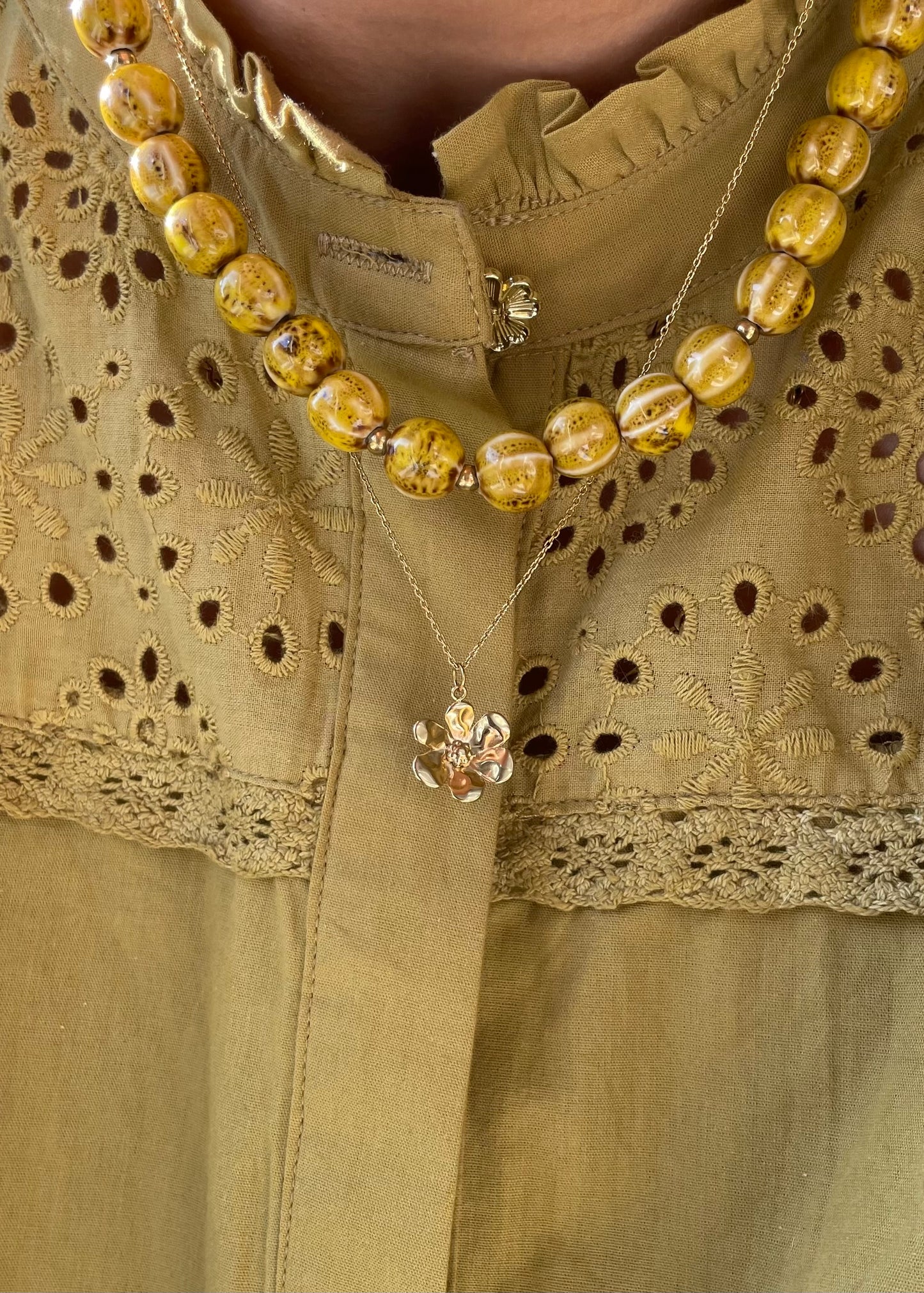 Elegant Flower Necklace