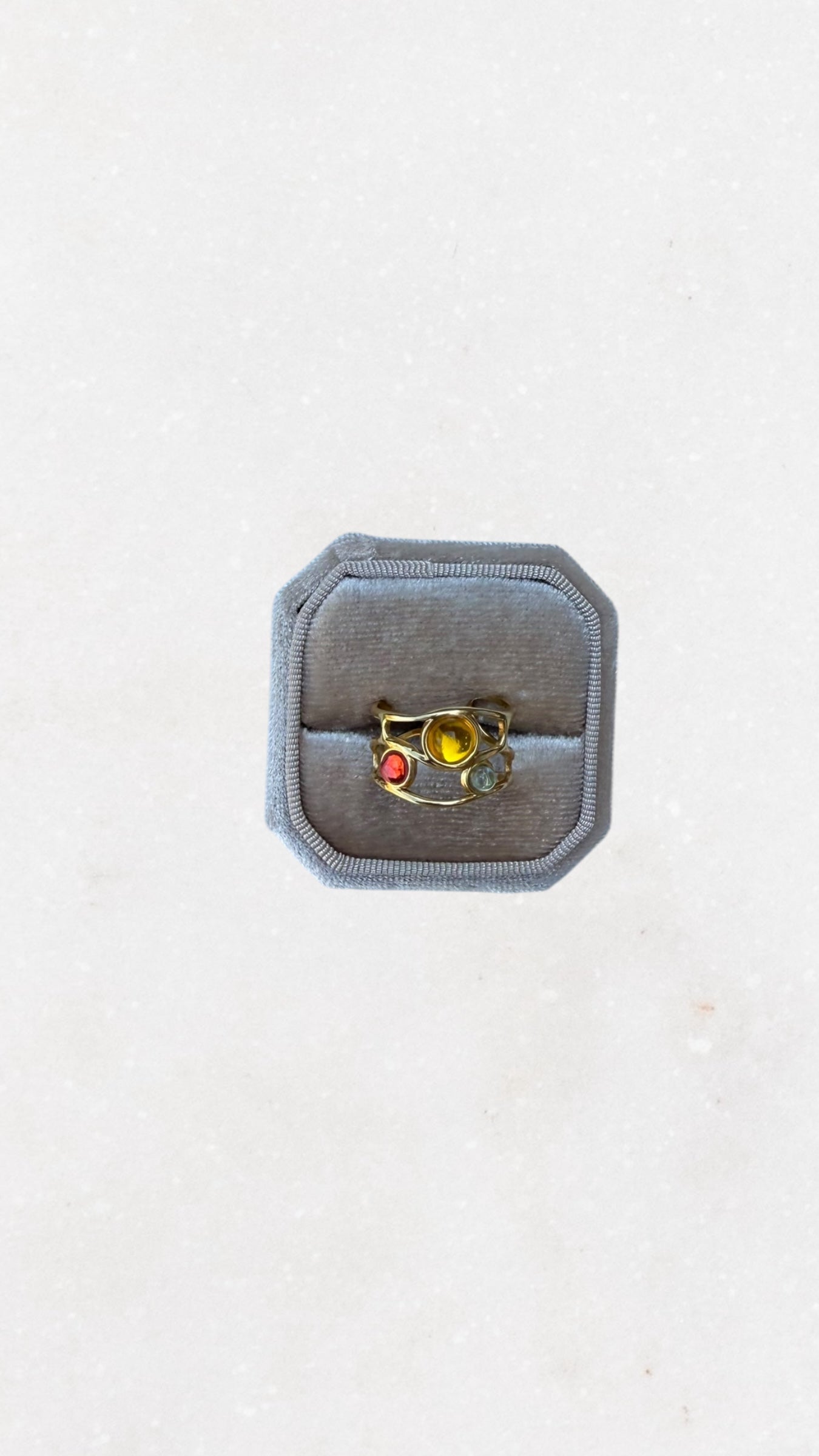Lovely Joly Ring