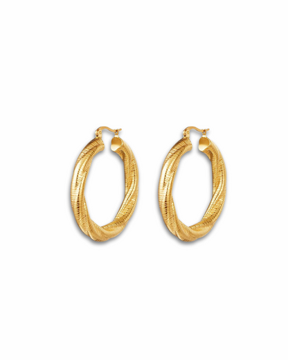 Lilly Hoops