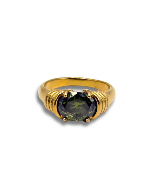 Dahlia Green Ring