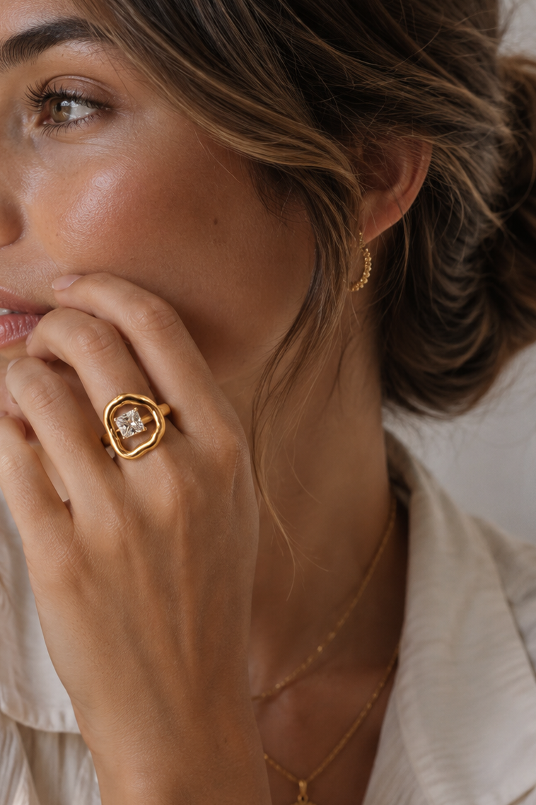 Elegance Grace Ring