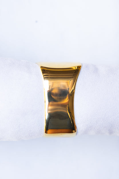Chique Statement Bangle