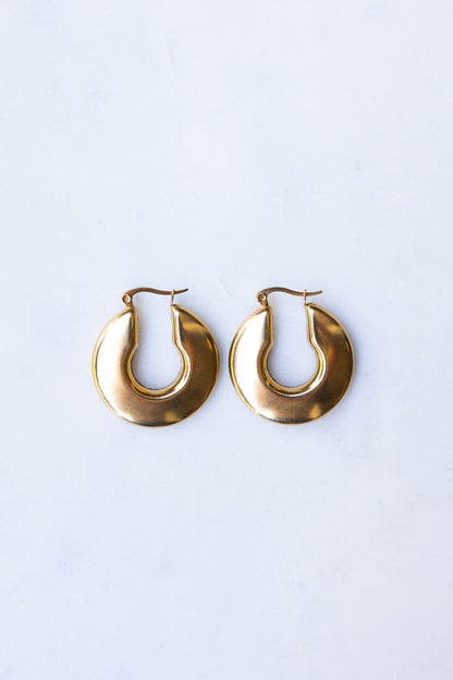Julie Hoops
