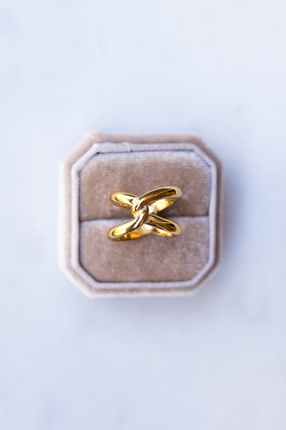 Twist & Gold Ring