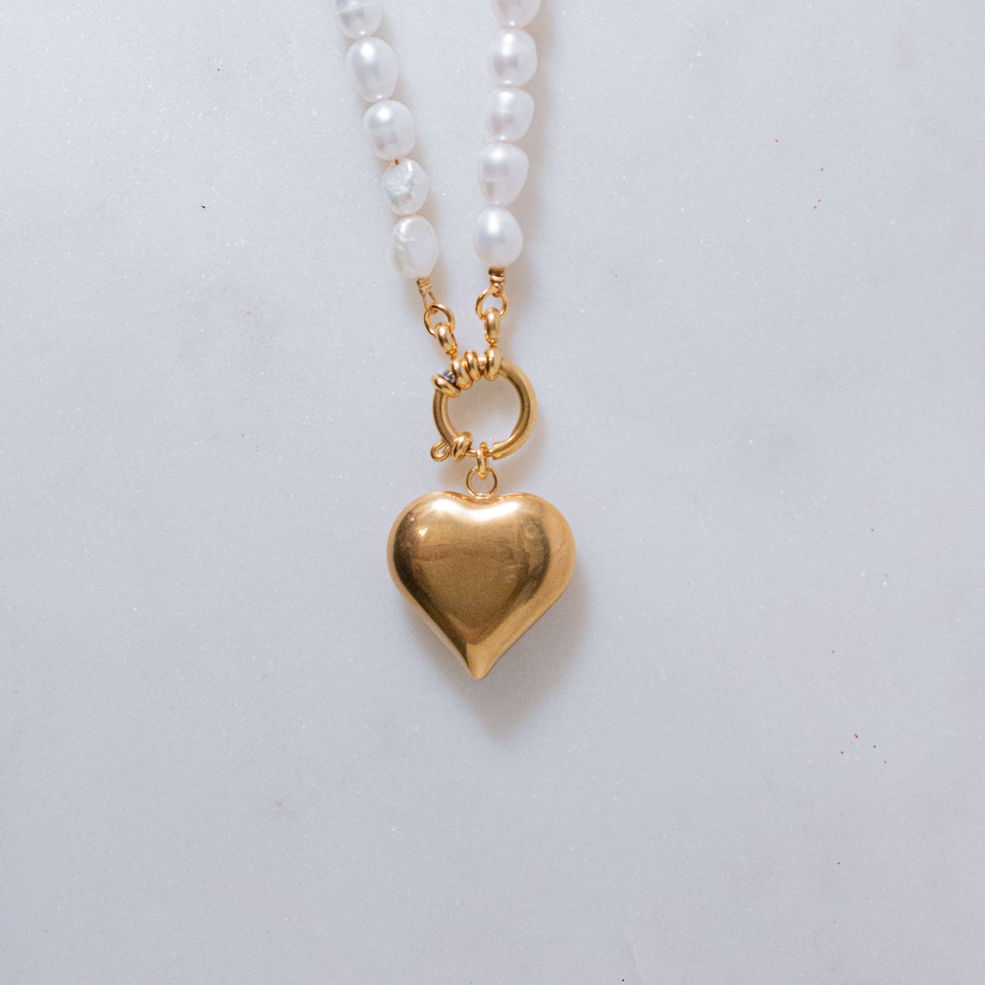 Pearl Heart Necklace Gold - Atelier Tú